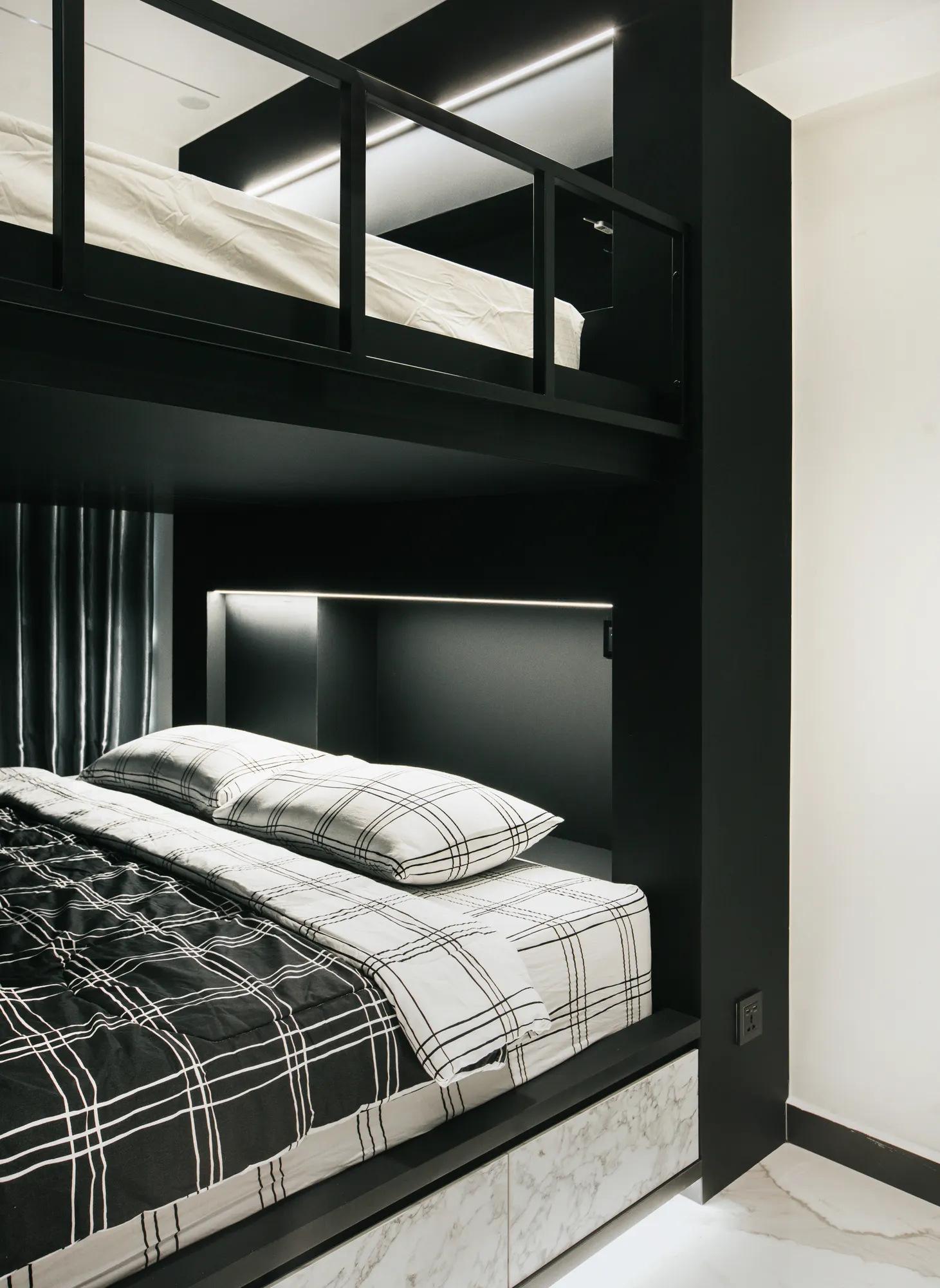 HDB interior design at Bukit Batok Street 25 by Earth Interior Design — photo 12