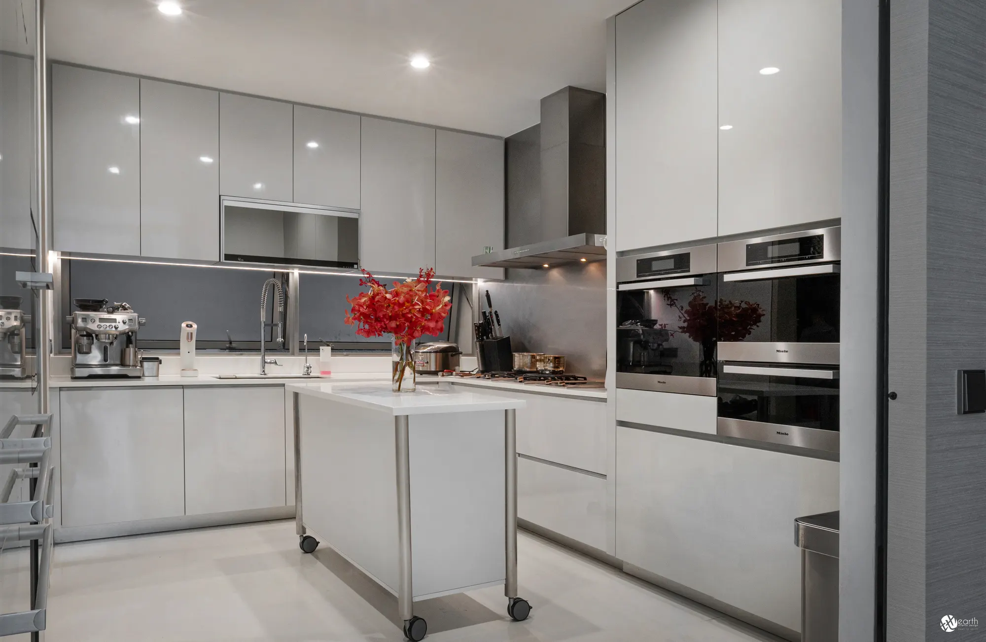 Condo interior design at Cairnhill Circle by Earth Interior Design — photo 11