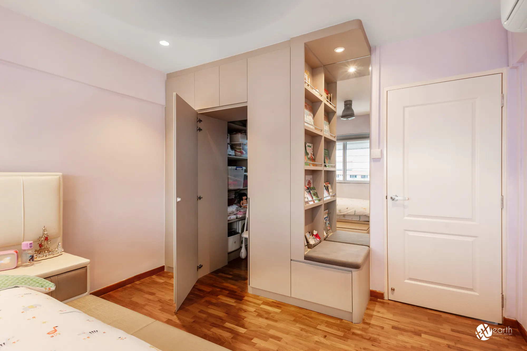 HDB Maisonette interior design at Tampines Street 21 by Earth Interior Design — photo 9